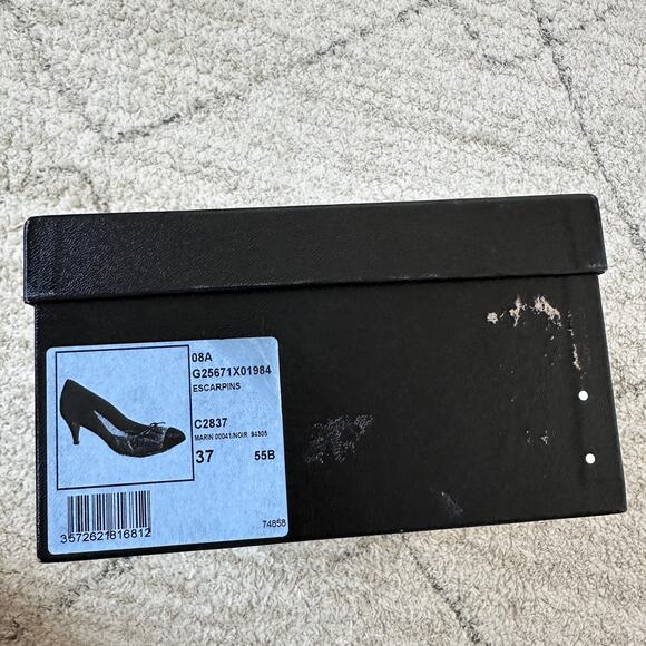 CHANEL Navy & Black Leather CC Logo Cap Toe Pumps IT 37 - Picture 14 of 14